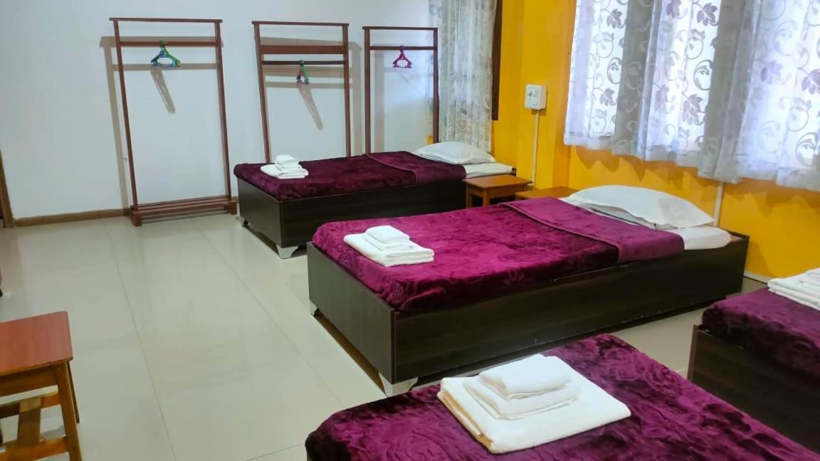 Iranyai Homestay Imphal Zewnętrze zdjęcie
